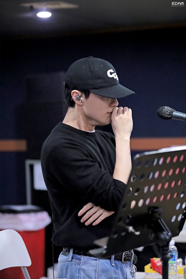 𝐎𝐒𝐂𝐀𝐑. tweet media