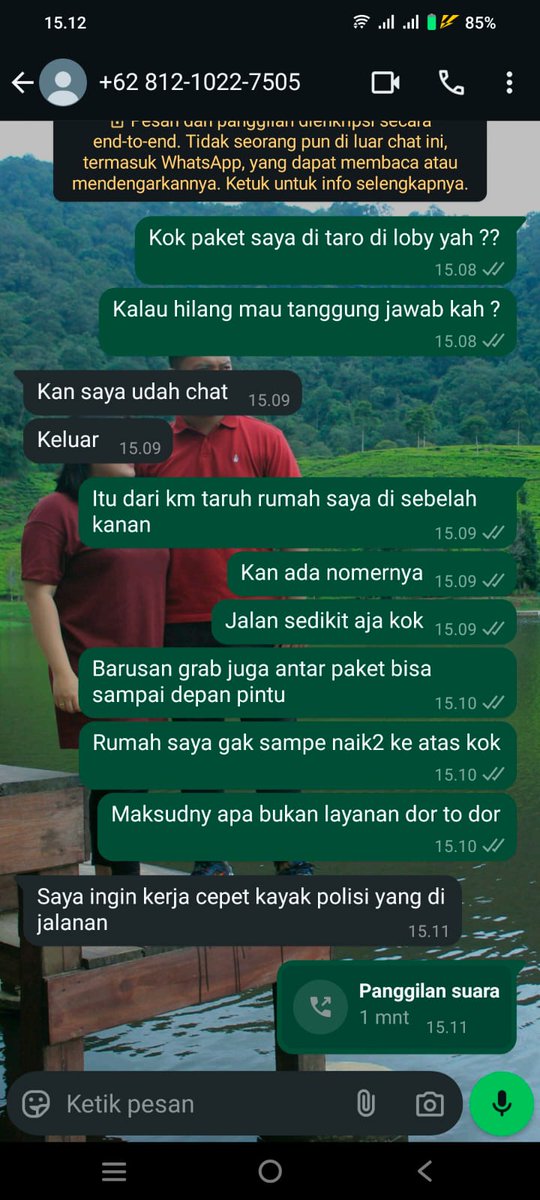 Akhirnya di chat lah ama ipar gw tuh driver, lu tau jawabannya apa ???  Dia malah jawab "saya pengen kerja cepet kaya polisi yang dijalanan". Tolong banget ini mah <a href="/GrabID/">Grab Indonesia</a> buat drivernya, sensi amat kayanya..
