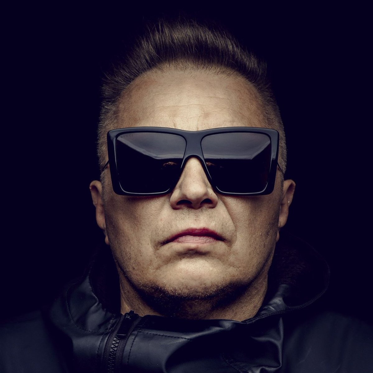 zachodni's tweet image. #Śląsk kwitnie, a #Częstochowa  przeżywa kryzys - mówi Muniek Staszczyk. "Jestem z Rakowa. Robotnicze  osiedle, czasem ktoś dostał w ryja". #wywiad

dziennikzachodni.pl/slask-kwitnie-…