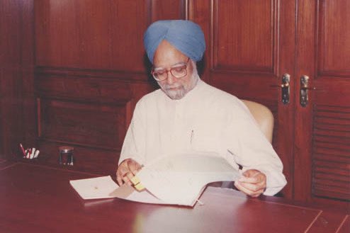 CSSforum_'s tweet image. The Central Secretariat Service (CSS) Forum deeply mourns the passing of Dr. Manmohan Singh Ji, a leader of unmatched intellect, humility, and vision. His contributions to India’s growth and governance will always be remembered.
Dr. Singh’s legacy will inspire us for years to…
