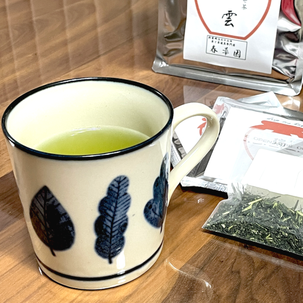 kure_ochaya's tweet photo. 日本茶ドリップティーバッグ新発売!
気軽に本格的な日本茶が楽しめます。
7つ入りのレギュラーサイズ税込1,600円
ひとつずつ小分けになったスモールサイズ税込300円
プレゼントにお土産に自分へのご褒美にいかがですか?
#春華園 #shunkaen #呉 #お茶屋 #ドリップティーバッグ #かぶせ茶 #瑞雲 https://t.co/WRsQjKpA1u