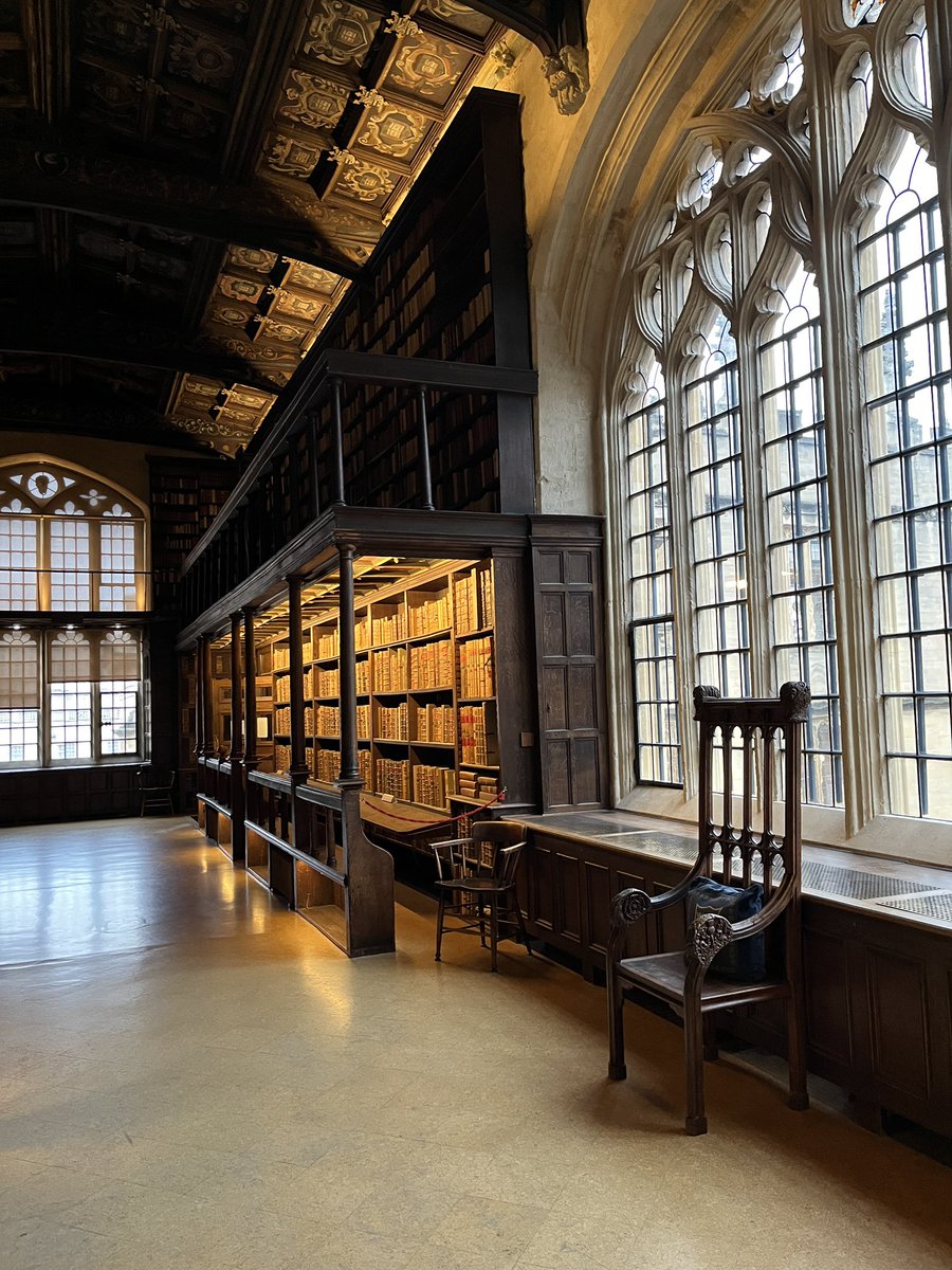 m_medvedev's tweet photo. Bodleian Library in Oxford https://t.co/b6SmosxSQ6