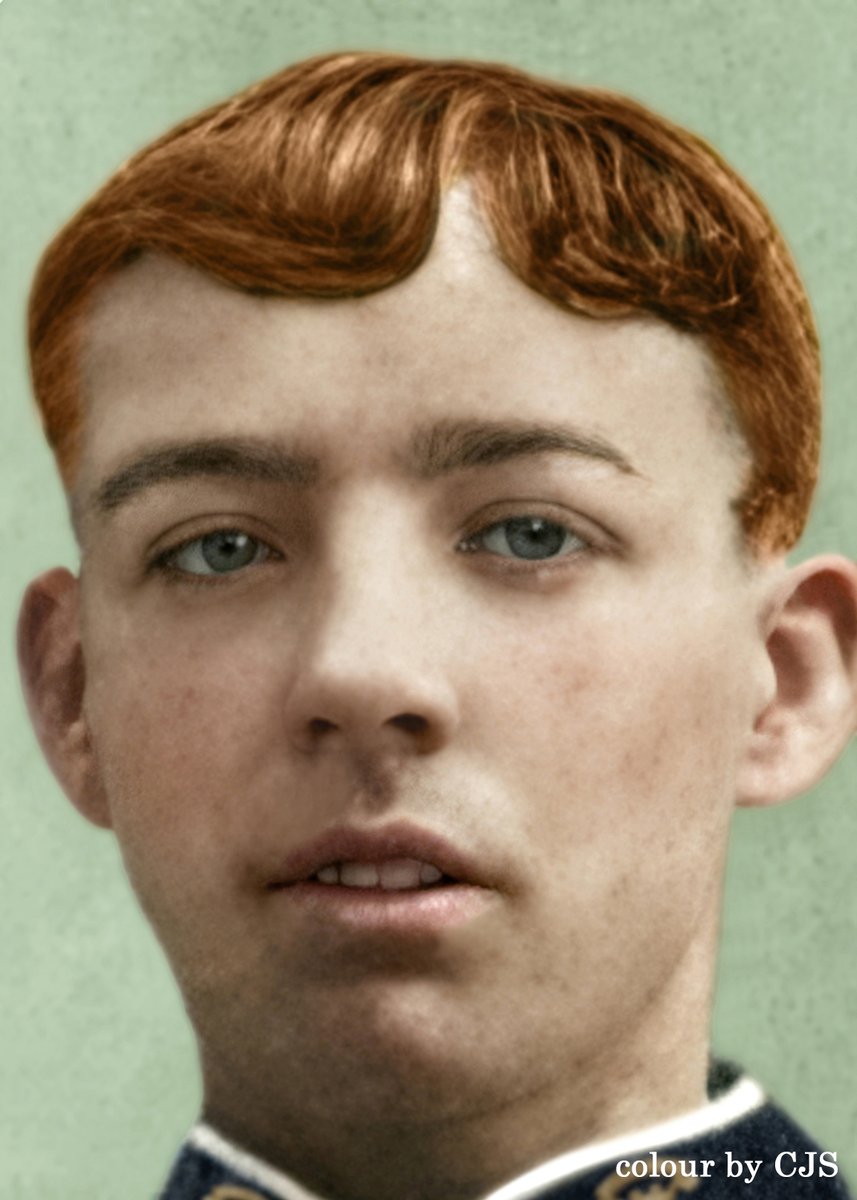 colourbyCJS's tweet image. Private Samuel Phillip Eason  was from Yeovil Marsh, Somerset. He served with 1st Battalion, Somerset Light Infantry. He was killed on 2nd November 1914 when their positions near Ploegsteert were heavily shelled.
He has no known grave. He was 28 years old.