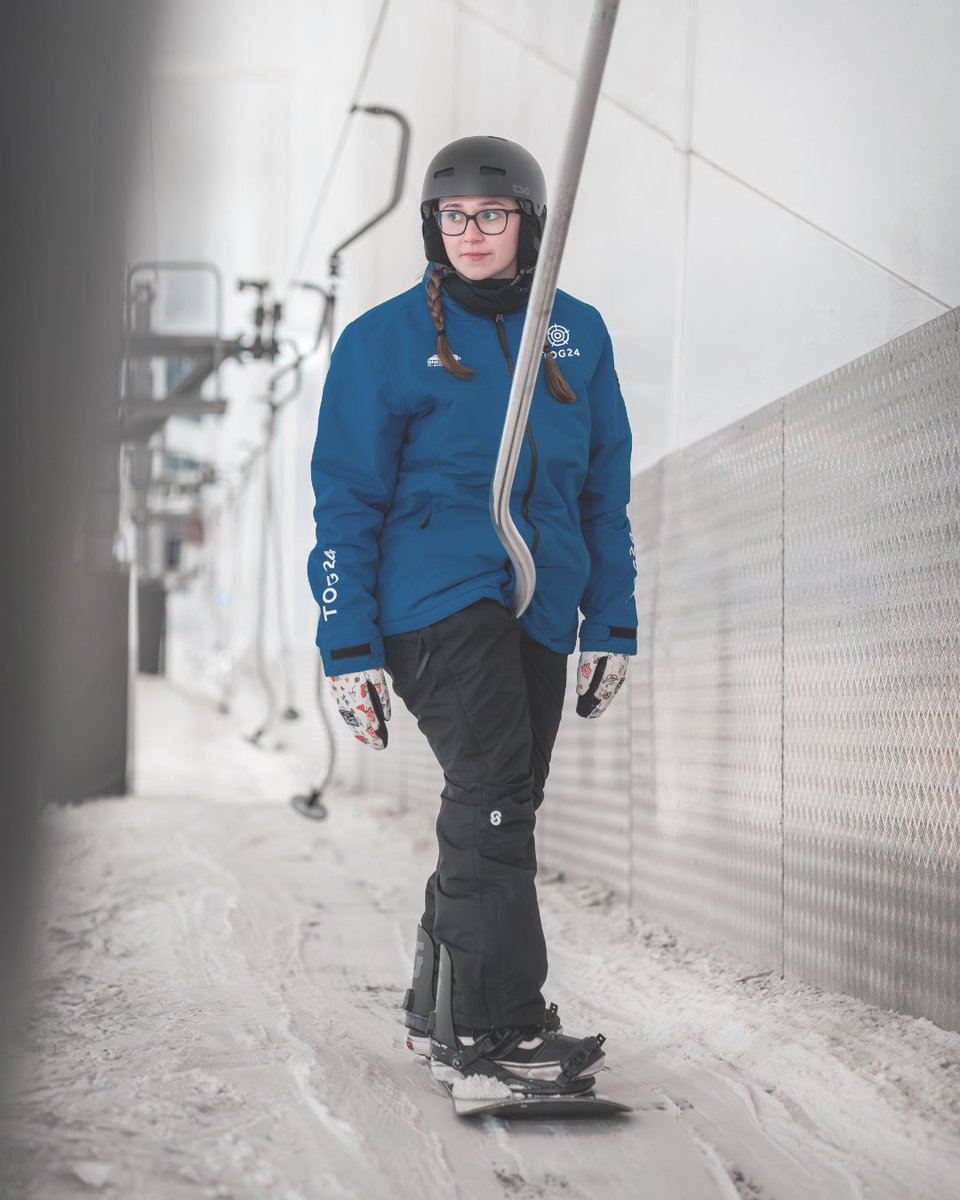 Snozone_UK's tweet image. New Year, New Skills!

Start 2025 with an adventure and learn to ski or snowboard on real snow at Snozone! 
Whether you’re taking your first steps onto the snow or looking to refine your skills, our expert coaches are here to guide you every step of the way. 

#LearnToSki