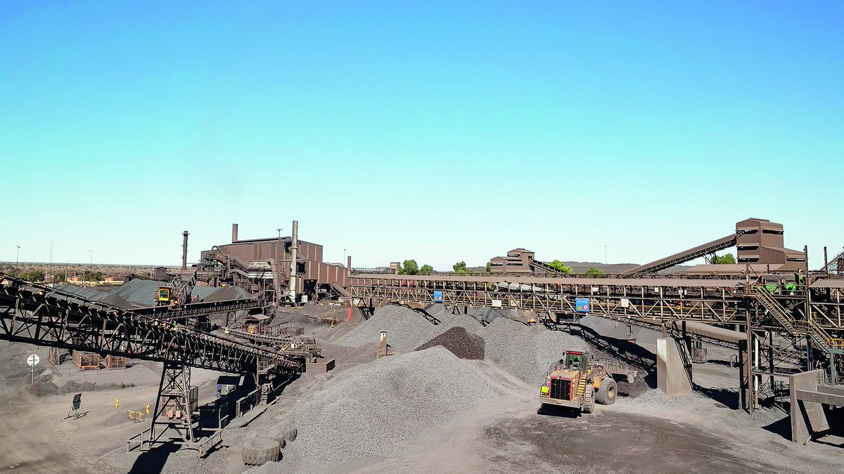 ⚫ IN-DEPTH 🔴 South Africa’s #manganese sector continues to thrive due to growing global demand, even as the country’s #mining sector is struggling: tinyurl.com/yp3umeck 
<a href="/ReliableTFR/">Transnet Freight Rail</a> 
#SouthAfrica #BulkMaterialsInternational