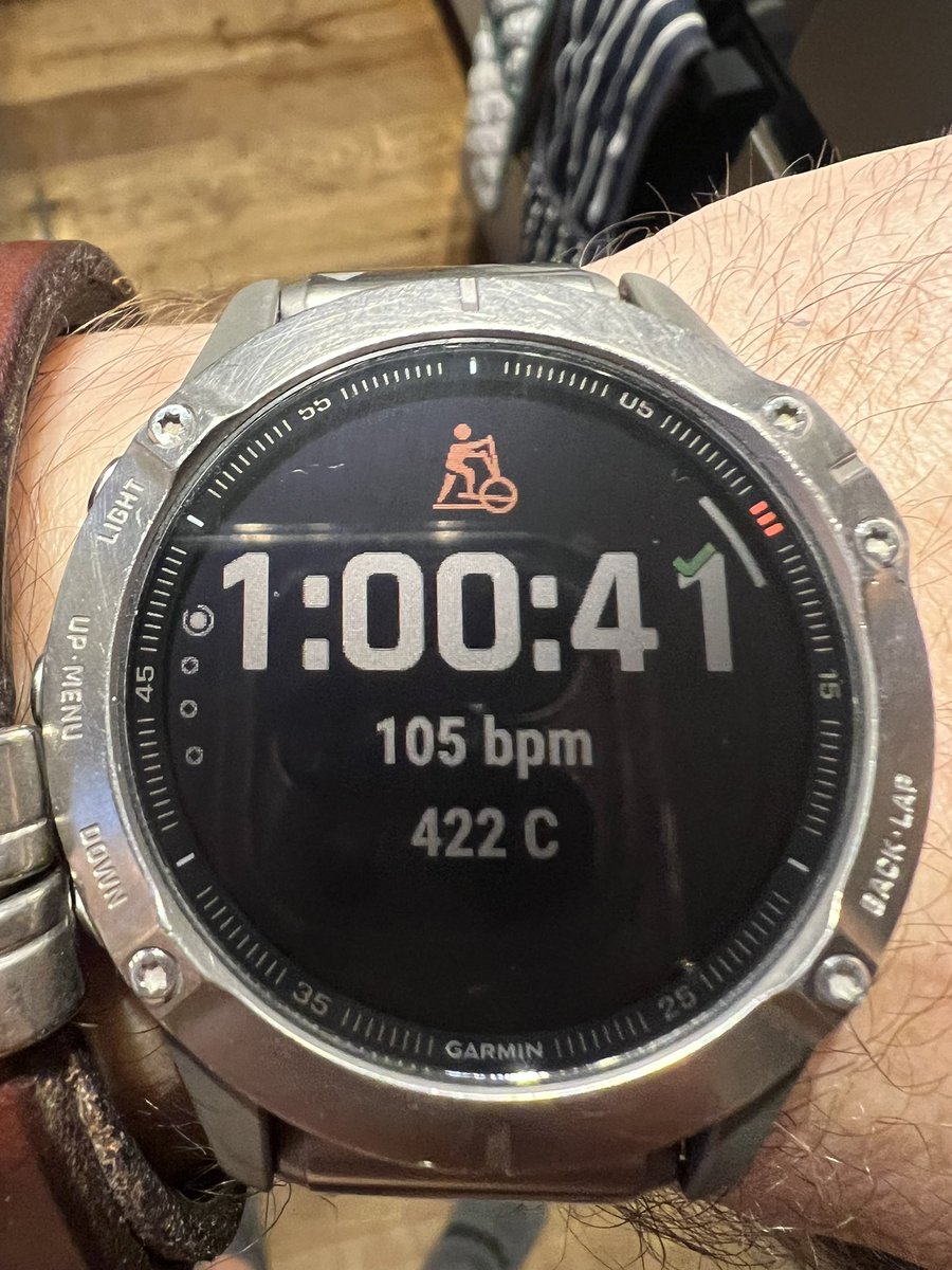 hero_slow's tweet photo. Easy morning elliptical ✅😊
#ruszdupe
#moveyourass
#slowheroteam
#weźniepierdolidźnatrening
#elliptical
#ellipticalworkout
#schody
#workout
#beactive
#trening
#london
#ealing
#hanwell https://t.co/GF0aSi6JIs