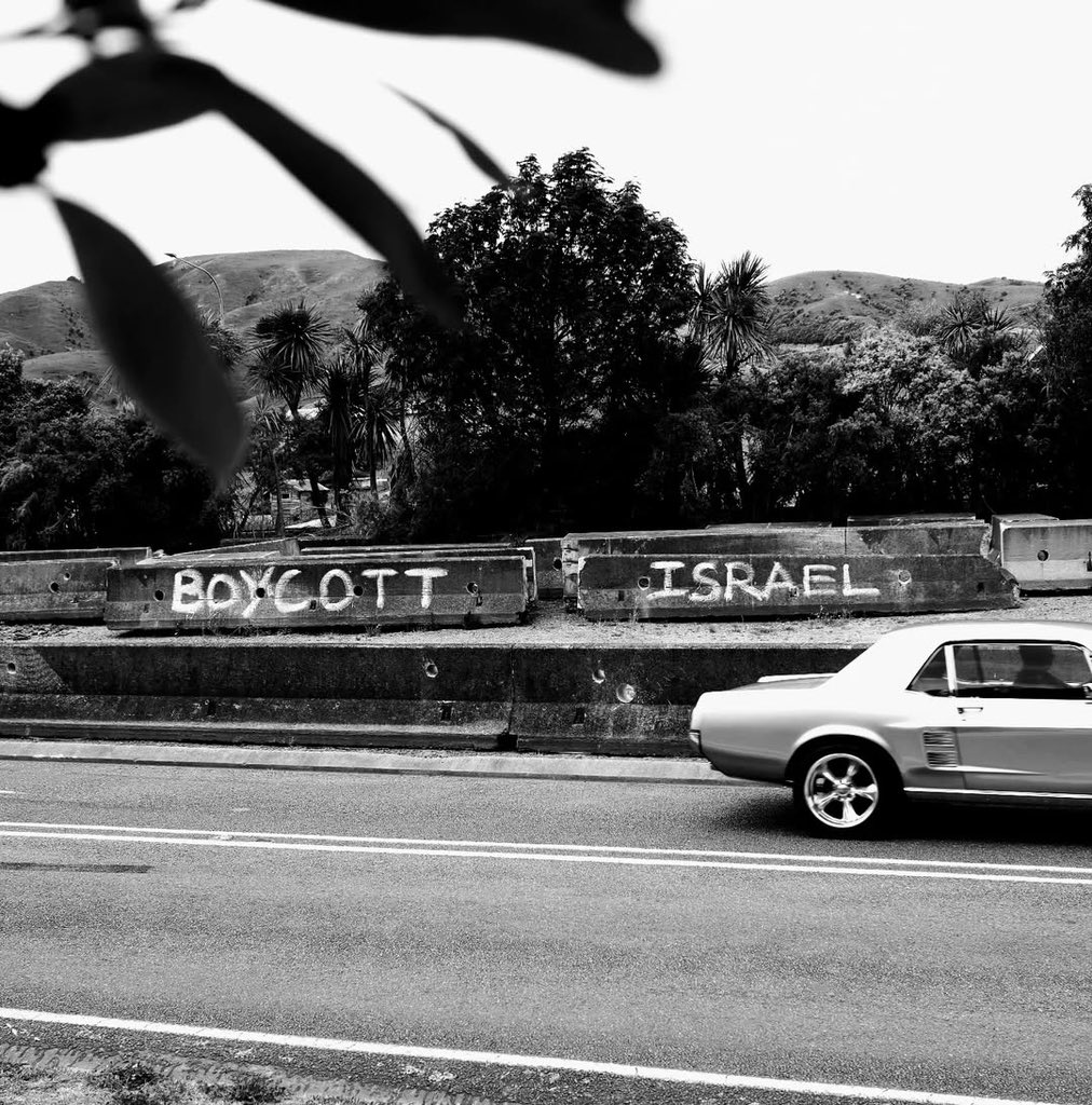 OnlinePalEng's tweet image. "BOYCOTT ISRAEL" 🇵🇸

📍Seen in Wellington, New Zealand