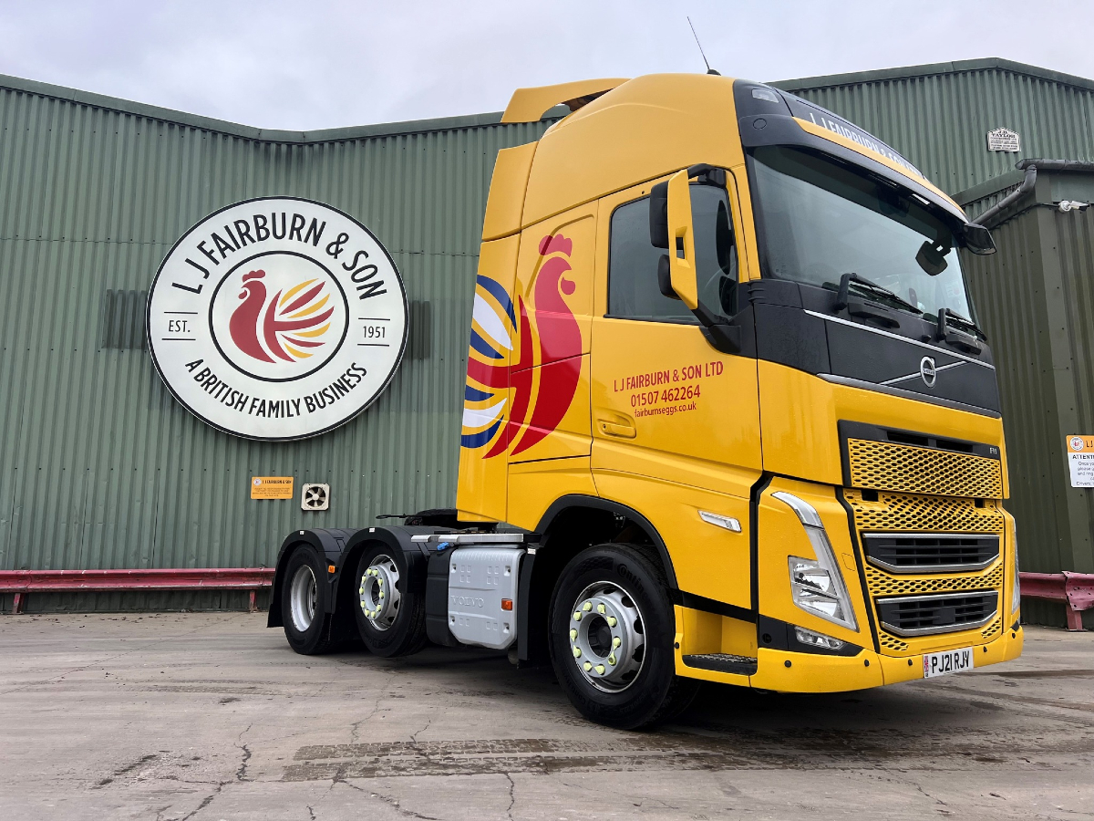 Santa delivered a brand new lorry to Fairburn's HQ for Christmas! 🎅🏻🚚
