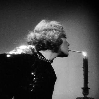 marlene dietrich in dishonored (1931)