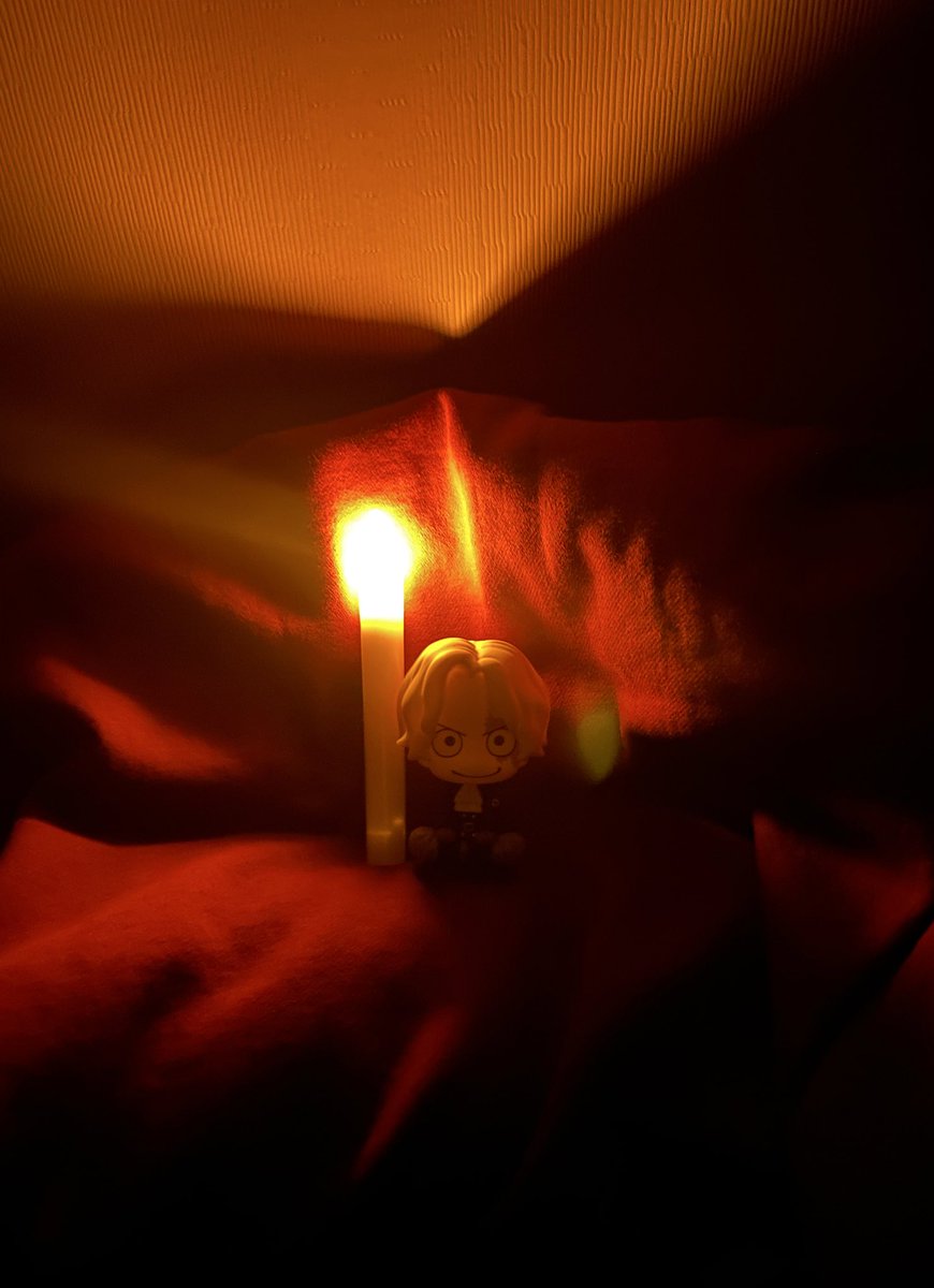 이거 사실 처음 찍은 건 이거엿는데
너무무서워서
다시찍음