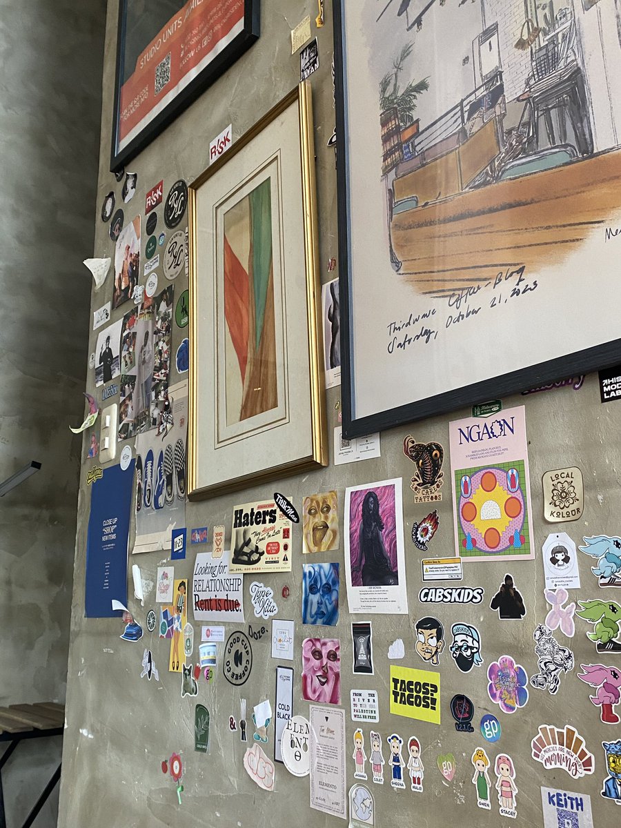 Banininzzzz's tweet image. update: we're friends now! 👩‍🦯