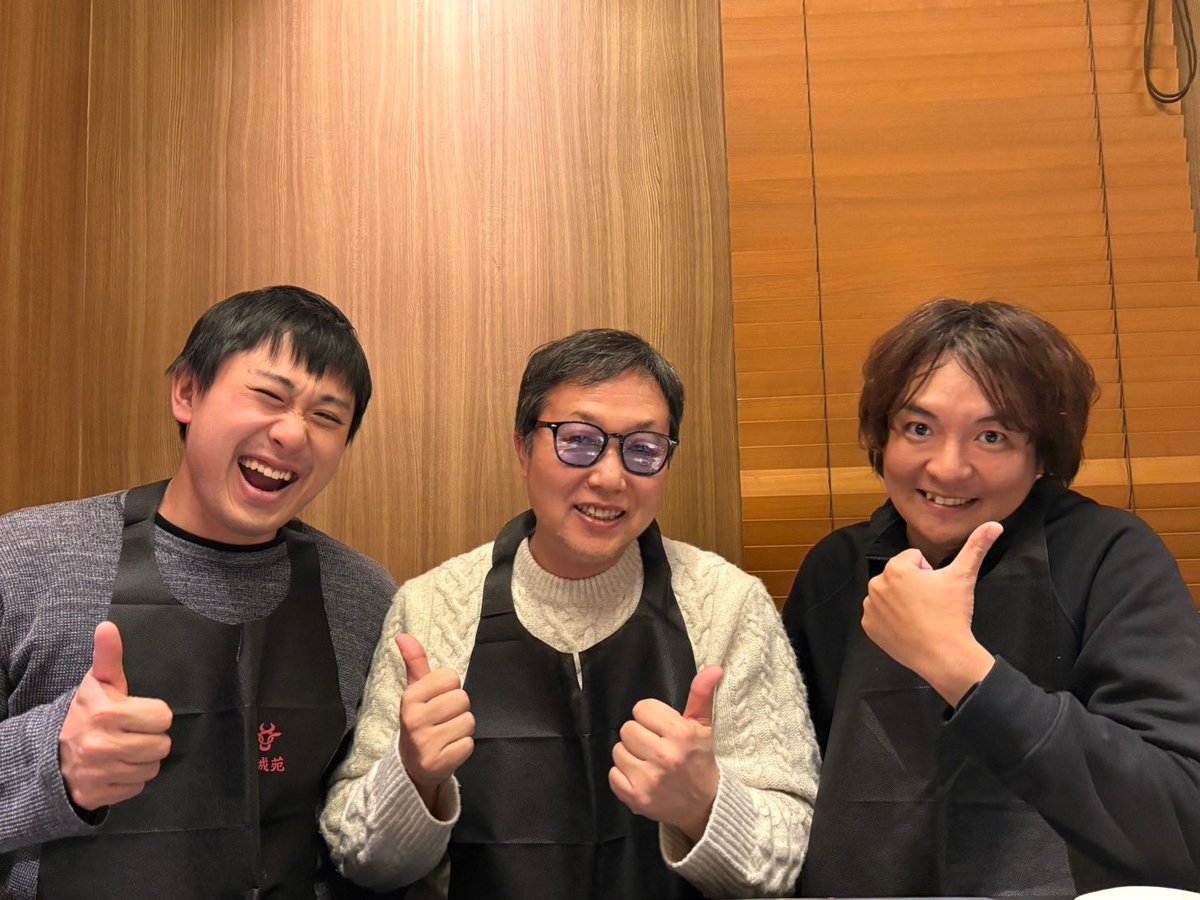 MYARx2's tweet photo. 今年も無事に忘年会終りました😃
チャンネル登録30万人も達成したしね。
うちのYouTubeチームは最高だね。　　
引き続き、来年も頑張っていきます！

https://t.co/jq7Zqd3Xr8 https://t.co/0Pnt9Boz1q