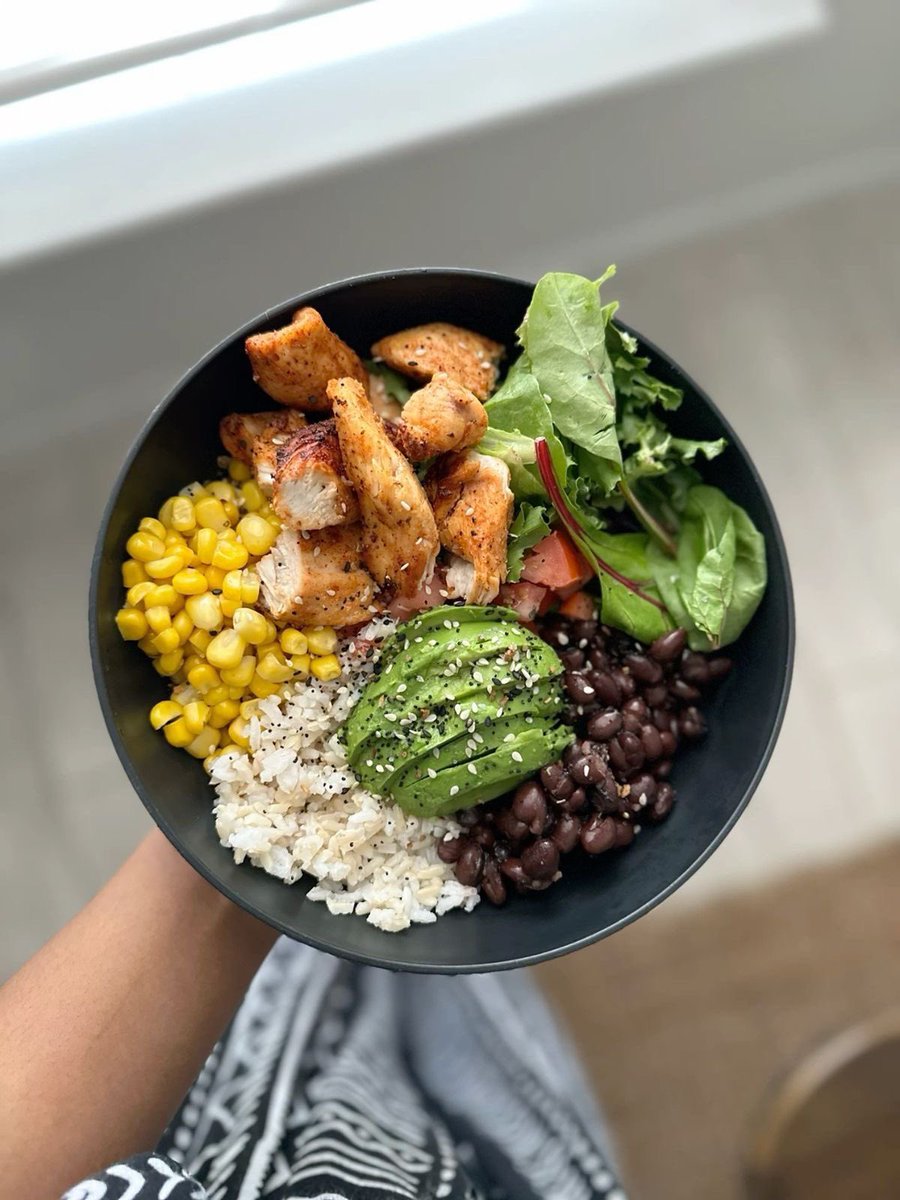 Diorgirlx's tweet photo. eating well is a form of self respect https://t.co/aqmdk4BvT0