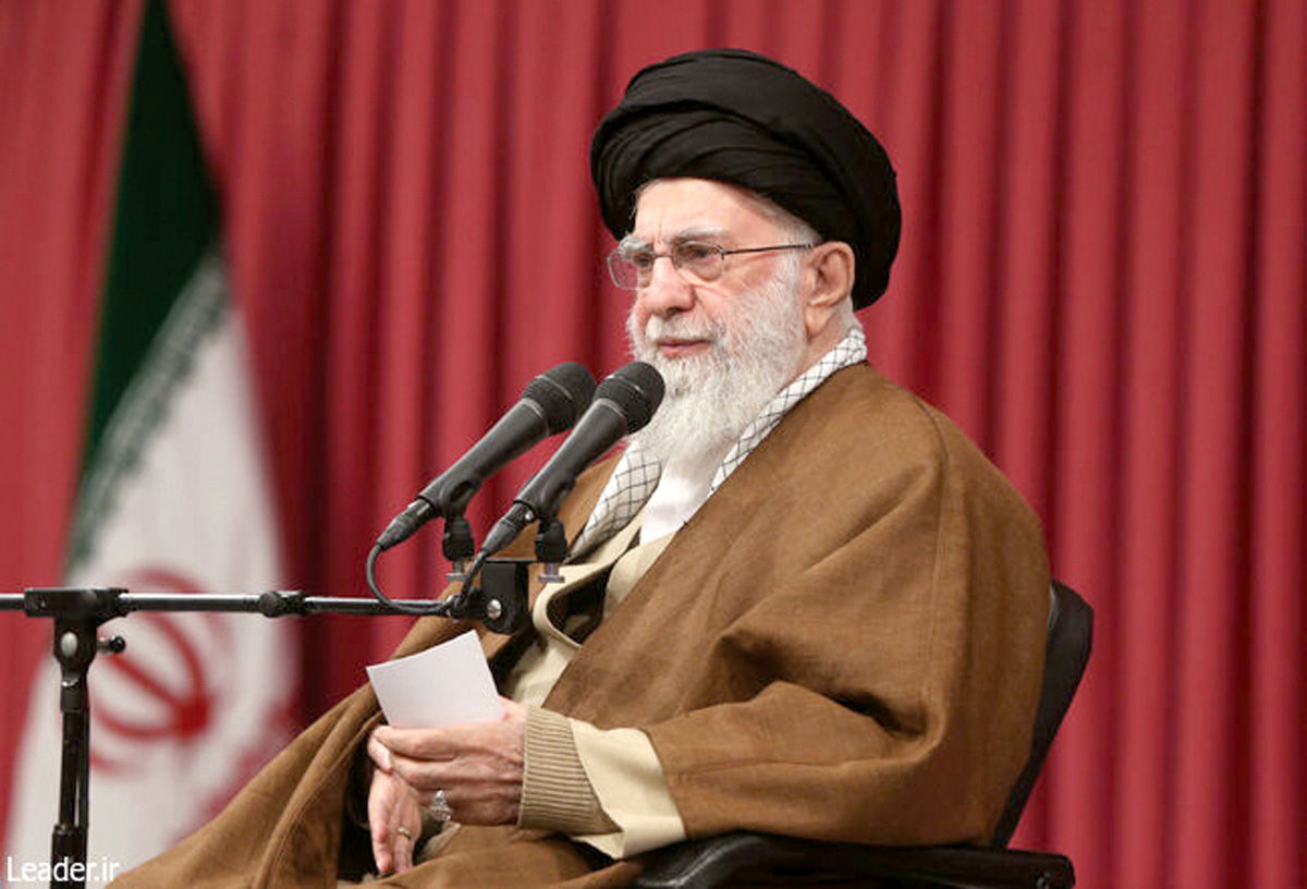 بریم یه حمایت انقلابی داشته باشیم 
فالو بک فوری
منشن بزارید لبیک یا خامنه ای
#فالوبک_فوری 
#حمايت_انقلابى