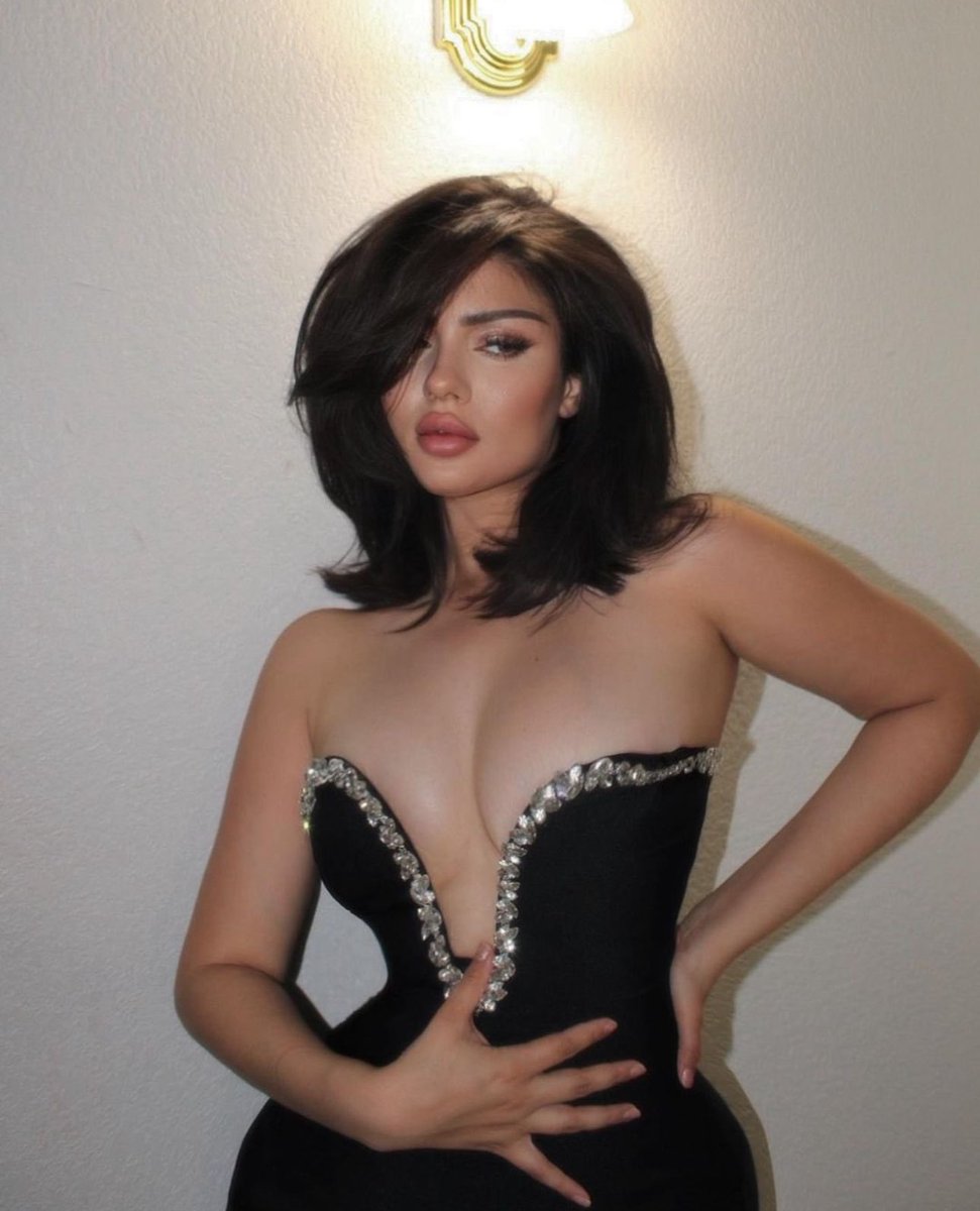 طُغيٰاني ونرجْسيتي مالها مثيٰل, حتَى لو اِنتي فحلْة وَلا ايشيء بدَاخلك تْيقن كاٰمل اني مَالي مَثِيل. ✨😴