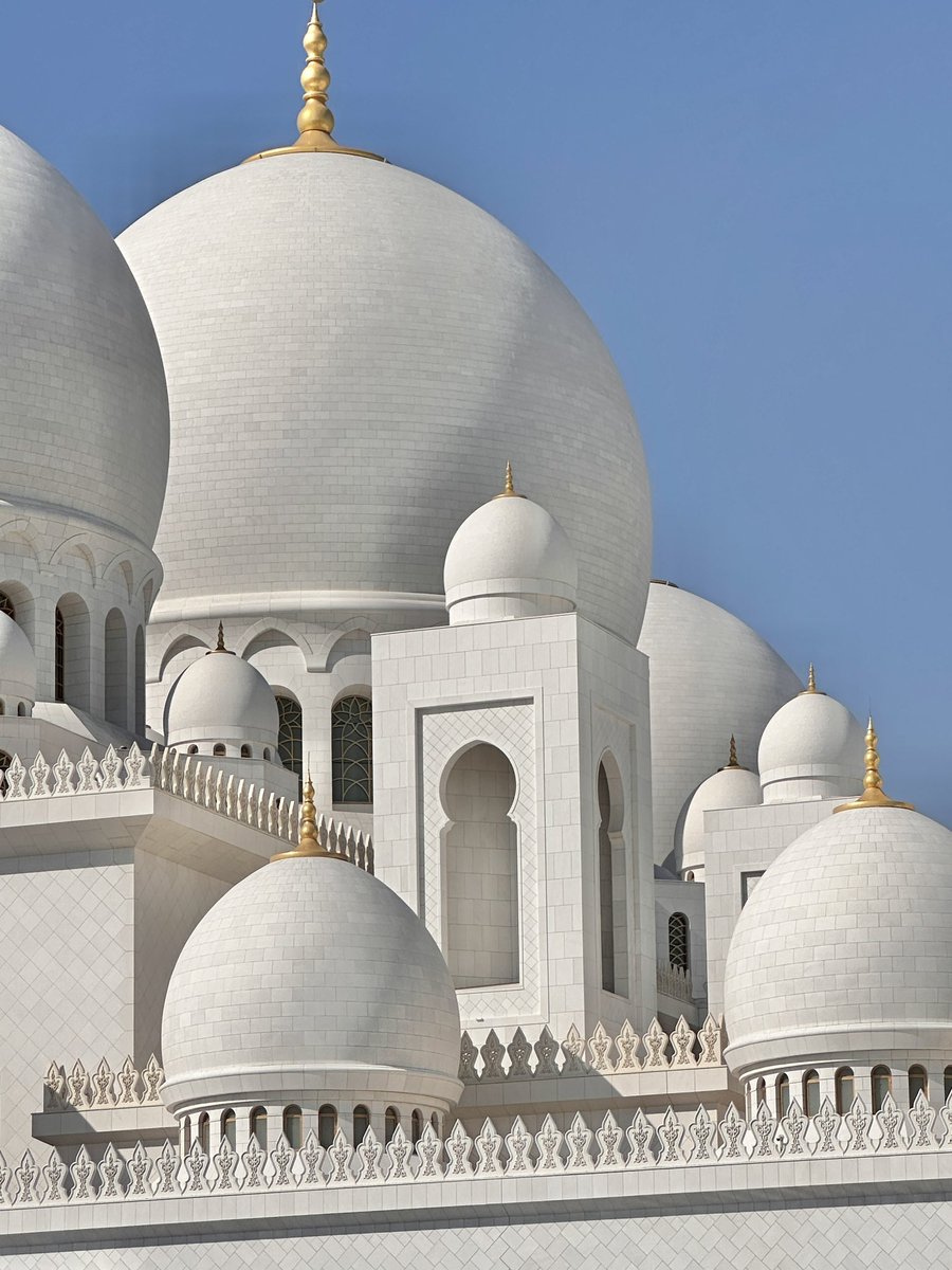 EvolveLeadLove's tweet photo. So remember Me; I will remember you.
-Surah Al-Baqarah Ayat 152
#ShaikhZayedGrandMosque #AbuDhabi #Friday #Prayers #Design #Beauty https://t.co/jz2oP15yV7