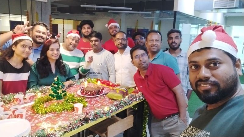 codincity's tweet image. Our #Christmas 🎄 was magical, and we step into 2025 with heartfelt gratitude!

A big thank you to our fantastic clients &amp;amp; partners for making 2024 special. 

Wishing you happiness, peace &amp;amp; success this holiday season and in the year ahead! 🚀#Christmas #NewYear2025 #codincity