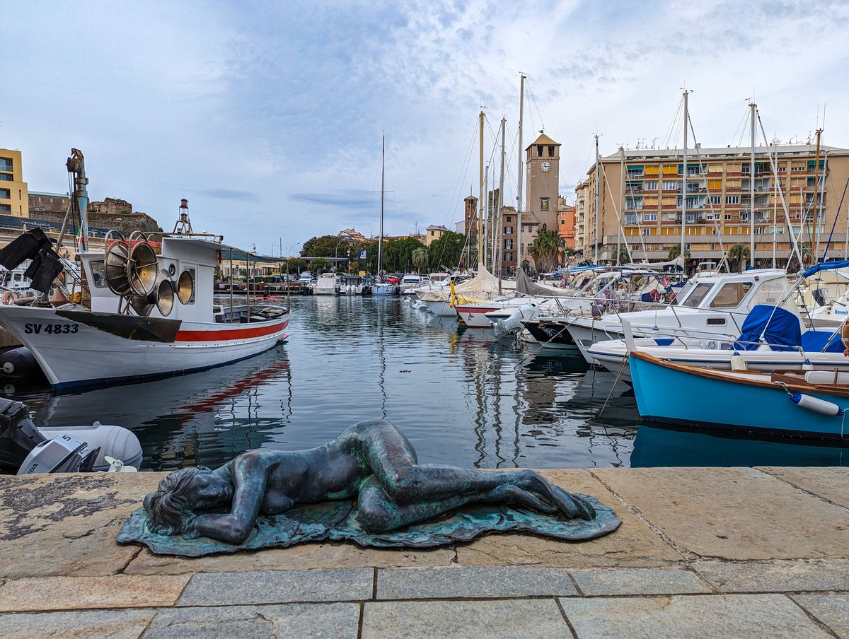 simionoff's tweet photo. Savona, Italy
#Savona #Italy #GooglePixel7Pro https://t.co/pEeHnc2Q9K