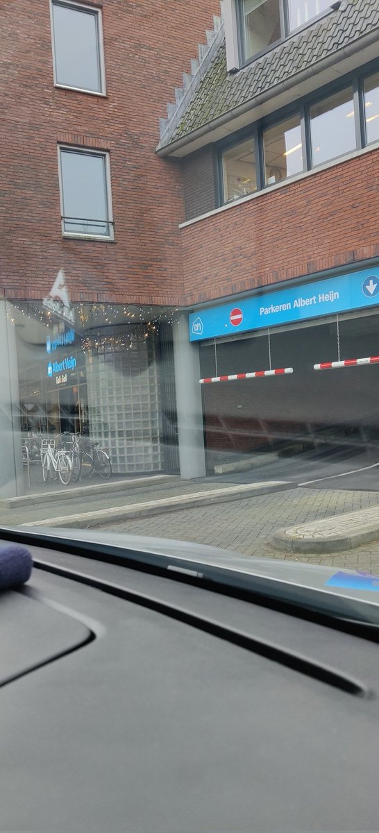 Naarden ook weer blij. 
Op naar de zaak... En dan naar huis👋🏻