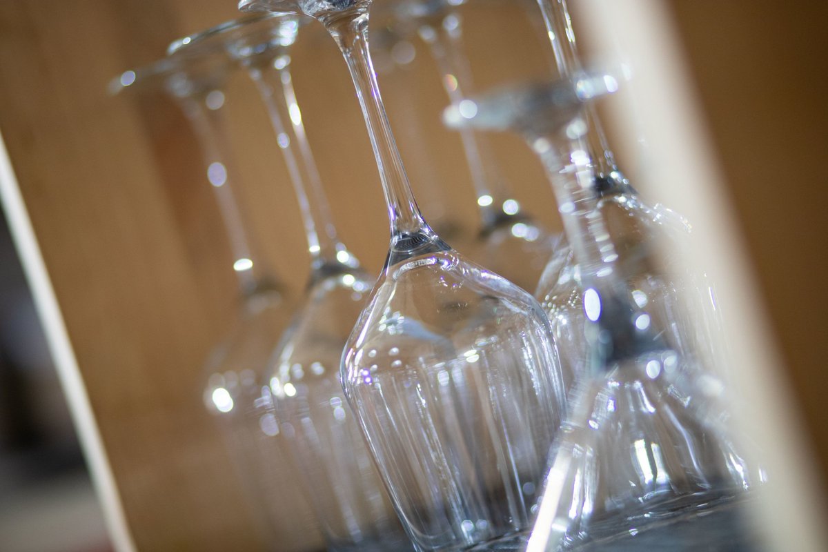 Los reencuentros en Canela en Rama: sabores, brindis y momentos para recordar.

¿Nos visitas estos días? ✨

☎ 953602532
📍República Argentina, 12
juancarlostrujillo.com

#canelaenrama #gastronomia #menudegustacion #Linares #latradicioncomopuntodepartida #canelaenramalinares