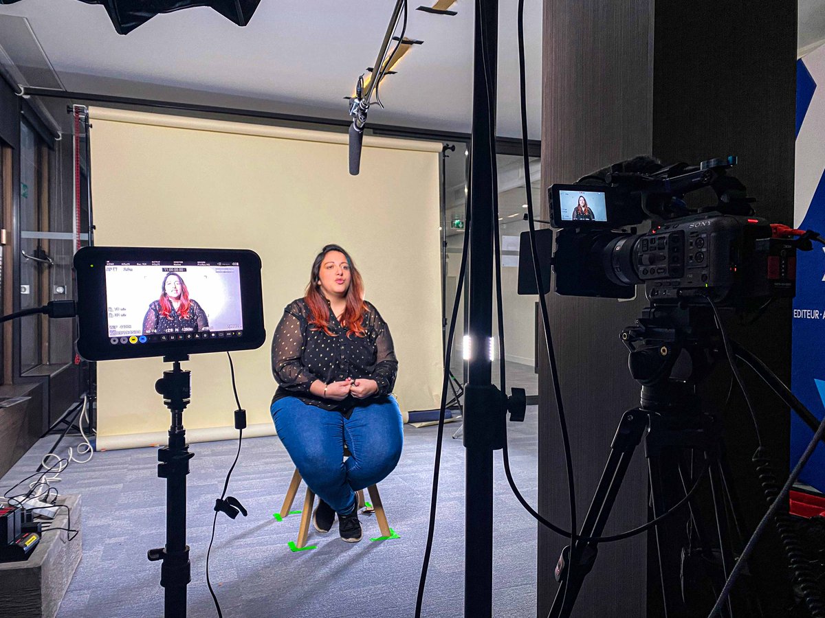 Une journée, des tournages et beaucoup d’histoires à raconter 🎥
La semaine dernière, nous avons accueilli les équipes de <a href="/wttj_fr/">Welcome to the Jungle France</a> dans nos locaux pour une journée de tournage. 
📅 RDV début 2025 pour découvrir toutes ces vidéos !
#Tournage #Interview