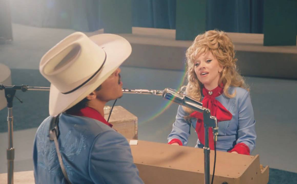 Quebrando todos os recordes possíveis e inimagináveis do Spotify, "Die With A Smile", de Lady Gaga e Bruno Mars, entrou para o top 5 de músicas mais transmitidas da plataforma em 2024. 💙❤️