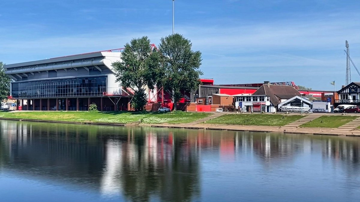 #nffc 

The leader of Nottingham City Council is hoping a deal to sell the land the City Ground sits on to Nottingham Forest will conclude early in 2025.

Nottingham Forest city ground land deal expected by March 2025, says council leader

Back in July, the Labour-led council