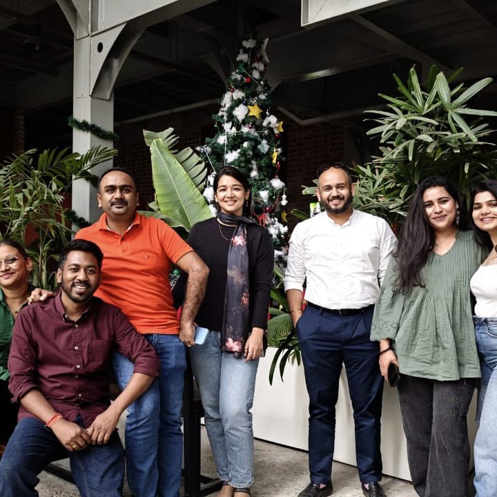 psdixit09's tweet photo. The Apollo 24|7 Design Bangalore team :) https://t.co/xi5Ddwyo36