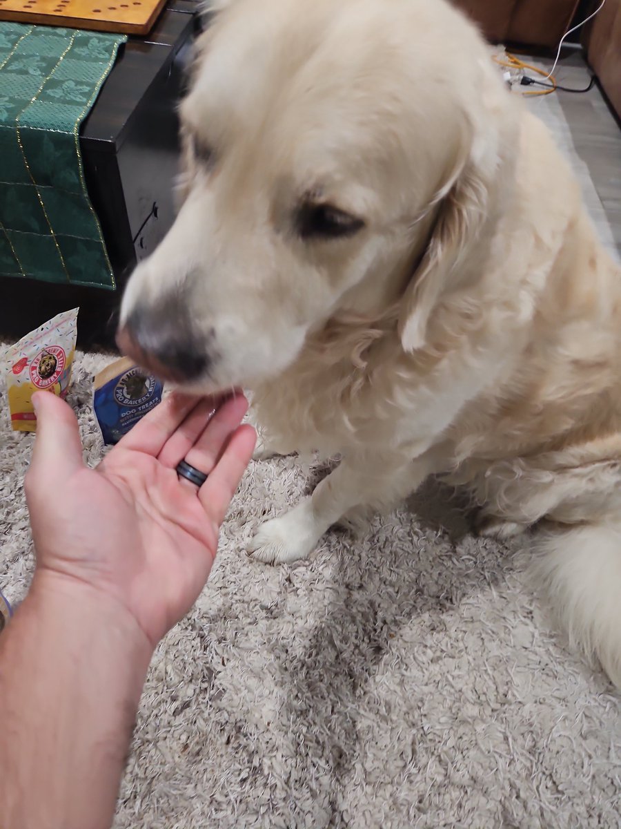 Our dear bestest brothers from the Northwest <a href="/SLBake1031/">Nash & Ruger & Maverick +Steve</a> were so kind to send us #agalchemy treats!!  So many flavors, so hard to choose. Even Banana Split! Thank you my boys!!!