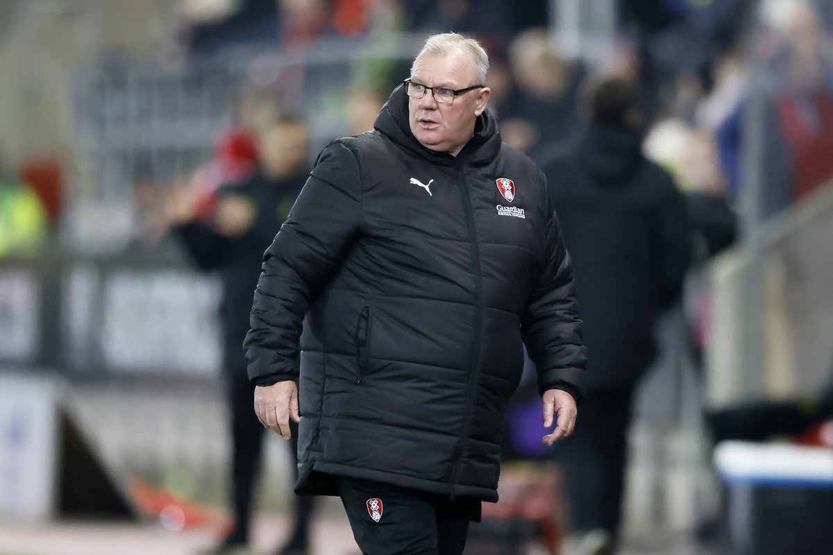 Paul Davis tweet media