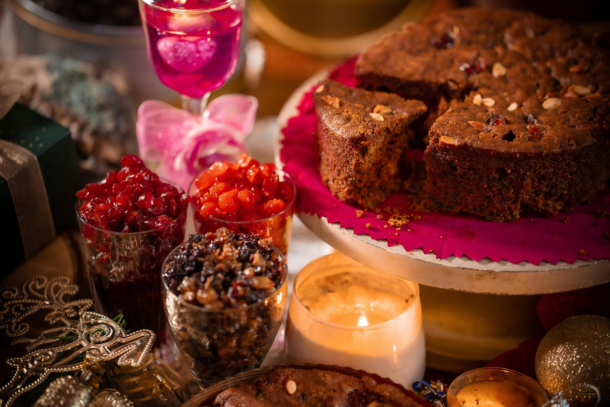 KitchenStoreDir's tweet image. Today is National Fruitcake Day.  It's time to get out that 3PCS SET Non Stick Spring Form Round Bakeware, and bake some fruitcakes.

kitchenstoredirect.com/3pcs-set-non-s…

#springformpan #cakepan #cakes #nonstick #bakeware #lovetobake #fruitcake #fruit #cakes #homemade #baking #fruitcakes