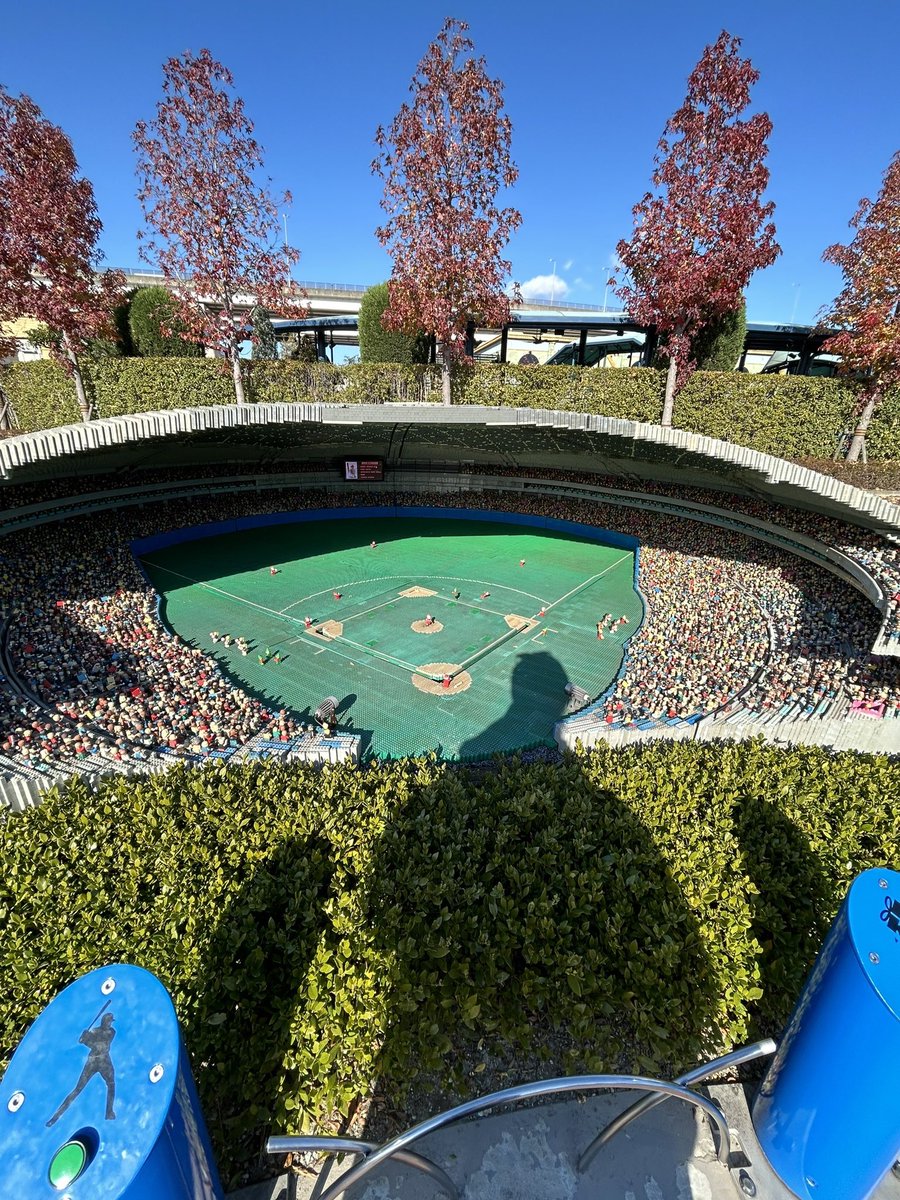 _KID_PHENOMENON's tweet photo. 例の2時間LEGO LANDの全貌

😂

1人でも充分楽しく遊べるのは、
1人っ子の才能✨

キャストさんに撮って下さいって言うのは
ちょっと勇気いるね笑

by 瑠偉❤️‍🔥

#レゴランド #2時間チャレンジ
#キドフェノ #鈴木瑠偉
#KIDPHENOMENON https://t.co/w9KaguBUXc