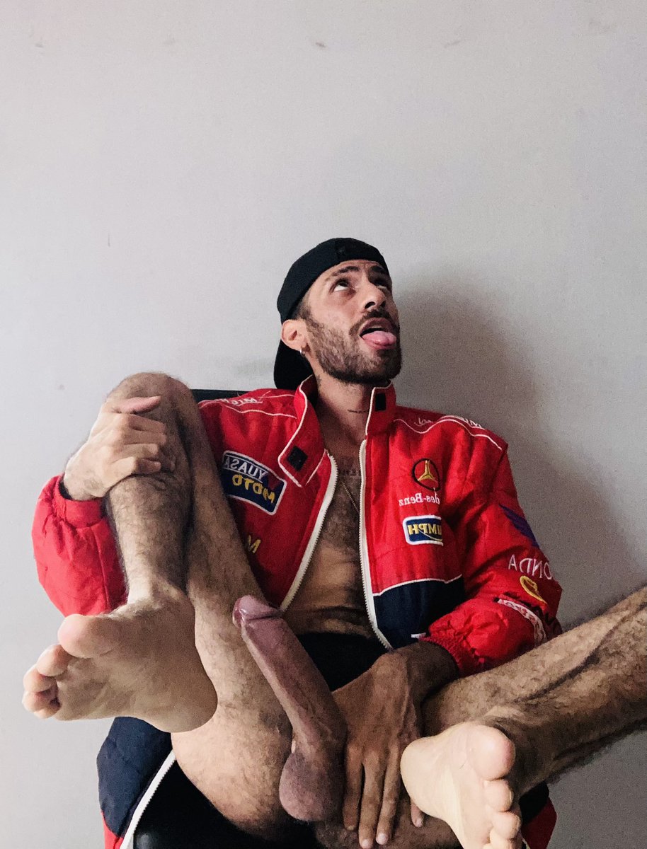 Constantine tweet media