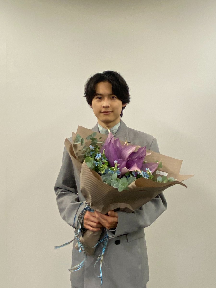 yoakenosubete's tweet photo. 映画『#夜明けのすべて』
第𝟑𝟳回 #日刊スポーツ映画大賞𓈒𓏸☽.ﾟ
  　　
🏆ファンが選ぶ最高作品賞
🏆ファンが選ぶ最高演技賞
#松村北斗 さん

2部門での受賞となりました…🚲𓈒𓏸
おめでとうございます⿻⊹

本作を応援して下さった皆様へ
改めて感謝申し上げます🌌

https://t.co/3xAYuYCv2u
https://t.co/eVUpzPaC1m