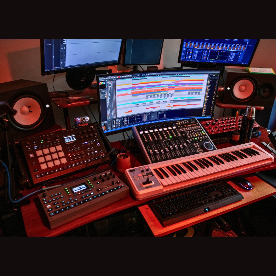 Bitwig (@bitwig) on Twitter photo Wishing you a cozy time in the studio 🧉 🖥️ 🔈 Thanks for your support this year – it was a big one for us. We celebrated our 10th anniversary, released an update & announced another...and a lot more. Here's to even bigger and better things in the future. See you in 2025! Wishing you a cozy time in the studio 🧉 🖥️ 🔈 Thanks for your support this year – it was a big one for us. We celebrated our 10th anniversary, released an update & announced another...and a lot more. Here's to even bigger and better things in the future. See you in 2025!