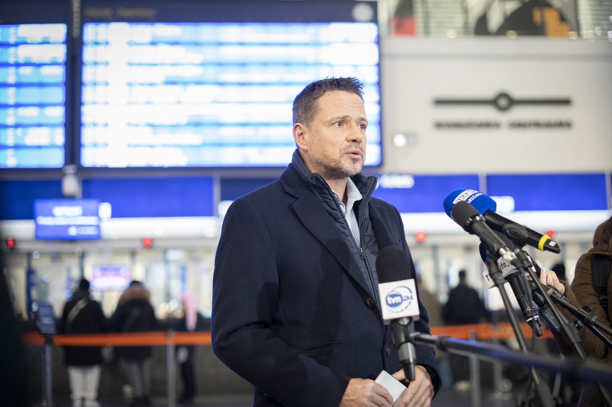 Dojazd do pracy. Do szkoły. Do szpitala. Na dodatkowe zajęcia. To wszystko powinno być w zasięgu - niezależnie od miejsca zamieszkania. To podstawowy warunek, żeby Polska była naprawdę krajem równych szans.

Dlatego potrzebujemy Polski spójnej. Dobrze skomunikowanej. I dlatego
