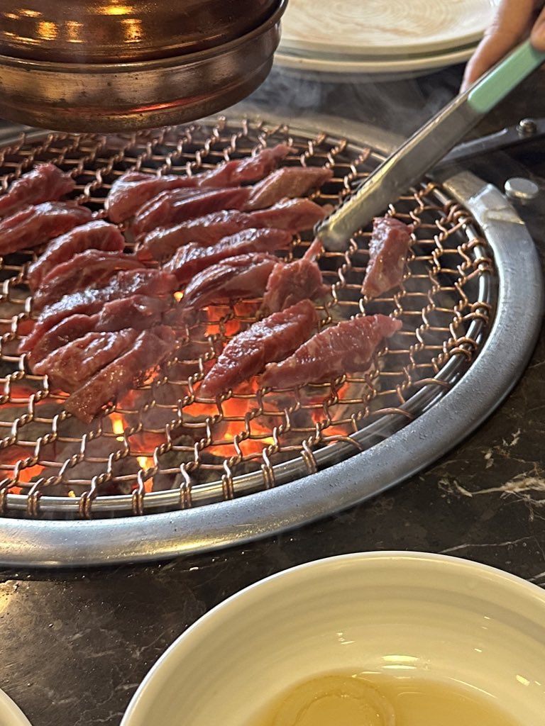 lxy_zip's tweet photo. a well deserved kbbq finally !!!! https://t.co/BZhhT1I5F7