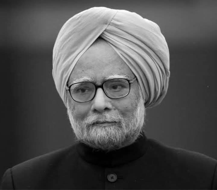JitendraM_Bassi's tweet photo. पूर्व प्रधानमंत्री और महान अर्थशास्त्री डॉ. मनमोहन सिंह जी के निधन का समाचार बेहद दुःखद है!

ईश्वर दिवंगत आत्मा को अपने धाम मे स्थान तथा शोकाकुल परिवार को यह दुख सहने की शक्ति प्रदान करे! 

ॐ शांति https://t.co/sF3hwqa5vu