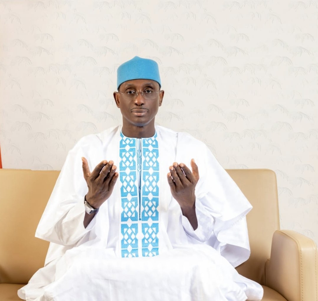 [🤲] Nombreux sont nos compatriotes rappelés à Dieu en 2024, victimes de l'insécurité ou de maladies, parmi lesquels figurent de très illustres fils du Niger.

En ce dernier vendredi de l'année, implorons Allah, SWT, pour qu'il les accueille en son paradis éternel et bénisse le