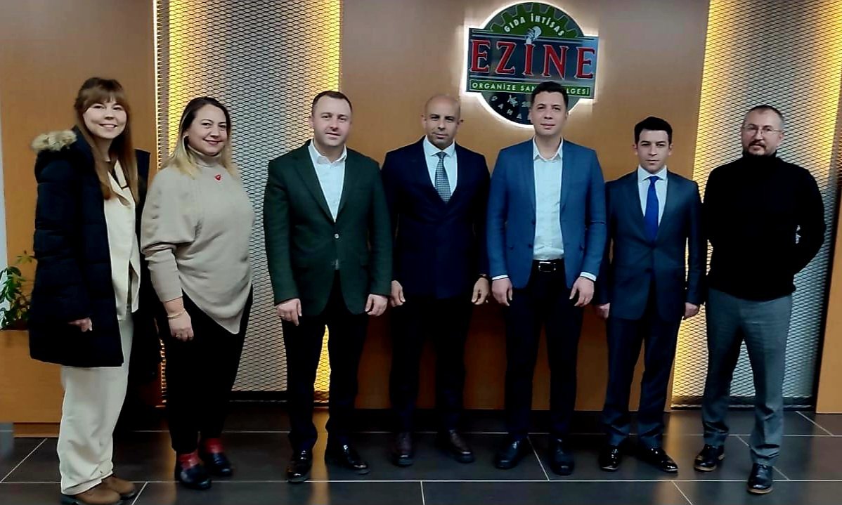 Kolin Hotel Genel Müdürü Sayın Halil Ertan ve ekibi Ezine Gıda İhtisas Organize Sanayi Bölgesine ziyarette bulundular. Bu nazik ziyaretleri için kendilerine teşekkür ederiz.