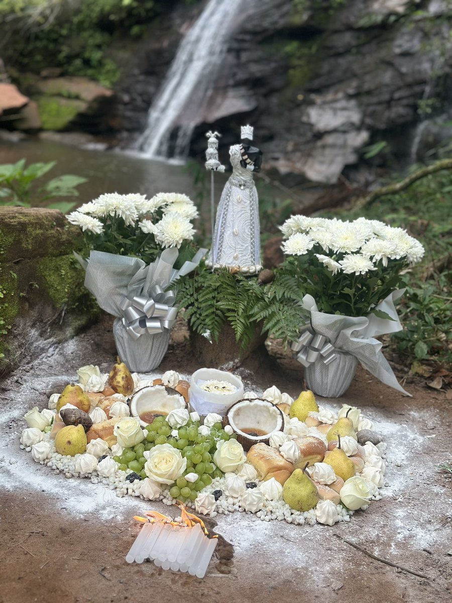 Oxalá lhe trará uma boa notícia na última sexta-feira do ano! 🤍