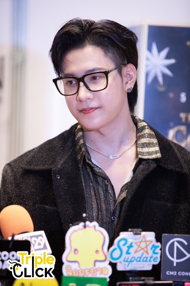 TripleclickTH's tweet photo. สิงโต ปราชญา ช่วงสัมภาษณ์สื่อฯ ในงาน #SiamParagonTheMagicalCountdownCelebration2025

#SiamParagonCountdown2025xKristSingto
#คริสสิงโต #SingtoPrachaya #KristPerawat
#SiamParagon #SiamParagonCountdown2025 https://t.co/oGIzAfei8z
