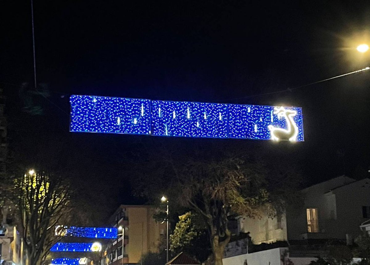 Iluminación de Navidad de Úbeda 2024-2025, instalada por Iluminaciones Jesús Nazareno. #iluminación #alumbrado #navidad #Úbeda #lucesdenavidad #luces #alumbradonavideño #Christmas #citylights #lucesnavidad #christmas2024 #Feliznavidad

Fotos realizadas por <a href="/Jrpec_21/">José Ramón 😆</a>