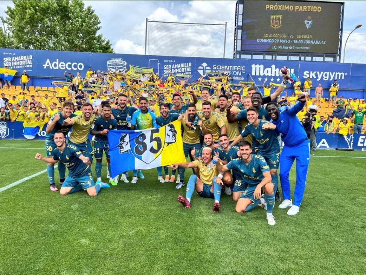 nestorguerraaa's tweet photo. Es imposible entender la actual situación de la UD sin estos cuatro días. https://t.co/bKauzpAXjM