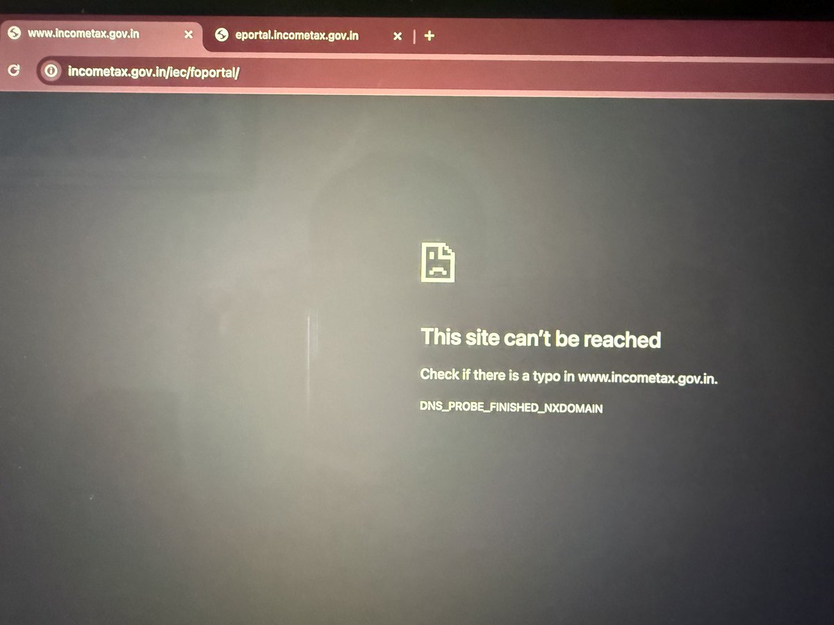 Arjun1491's tweet photo. @IncomeTaxIndia @IncometaxKarGoa @FinMinIndia @PIB_India @PIBBengaluru Thanks for the quick response.
I tried clearing my browser cache; tried with different browsers (both on laptop and mobile) but e-filing portal is not opening. 

I’ll try mailing orm@cpc.income https://t.co/EYjxZXbNRK
Thanks again. https://t.co/e6mZfbzyhp