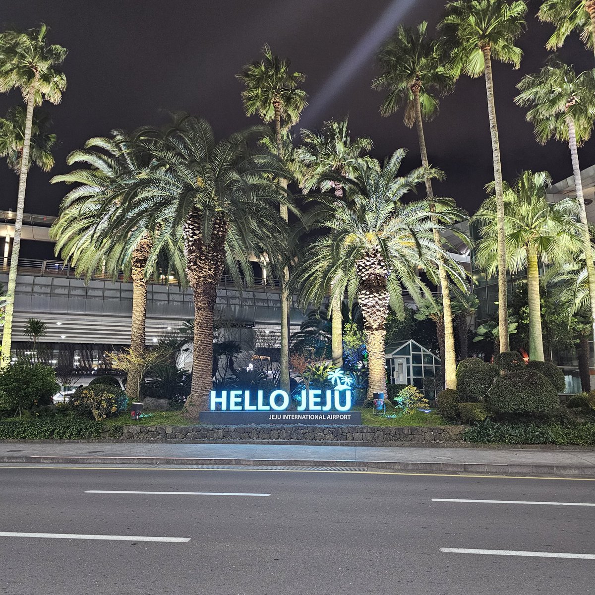 THE NEW TED (@lyk257099) on Twitter photo 