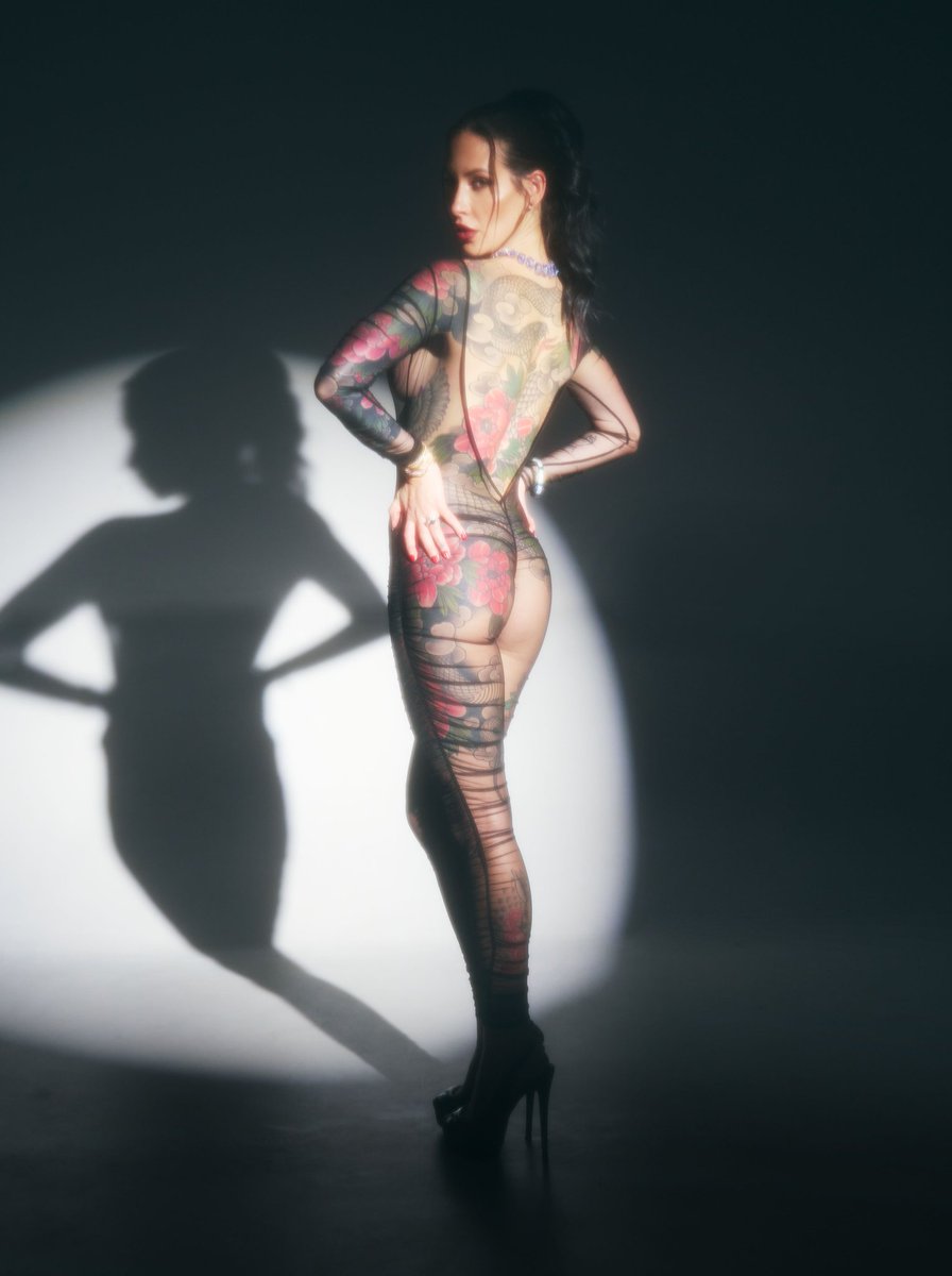 InannaLdn's tweet photo. ✨️ Show Girl ✨️ https://t.co/wcdB5rEKJX