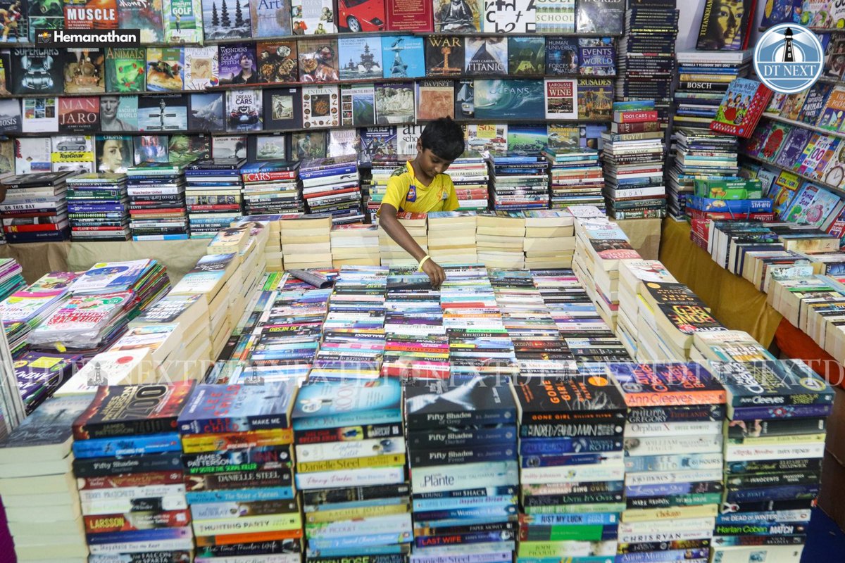 dt_next's tweet photo. (2/2) Deputy CM @Udhaystalin inaugurated the 48th Chennai Book Fair at YMCA Ground, Nandanam, marking the beginning of a 17-day literary extravaganza featuring 900 stalls & discounts on books.
๐ธ: @_Hemanathan_
#DTNext #ChennaiBookFair #48thEdition #UdhayanidhiStalin #Chennai https://t.co/WfrXgbt5QX