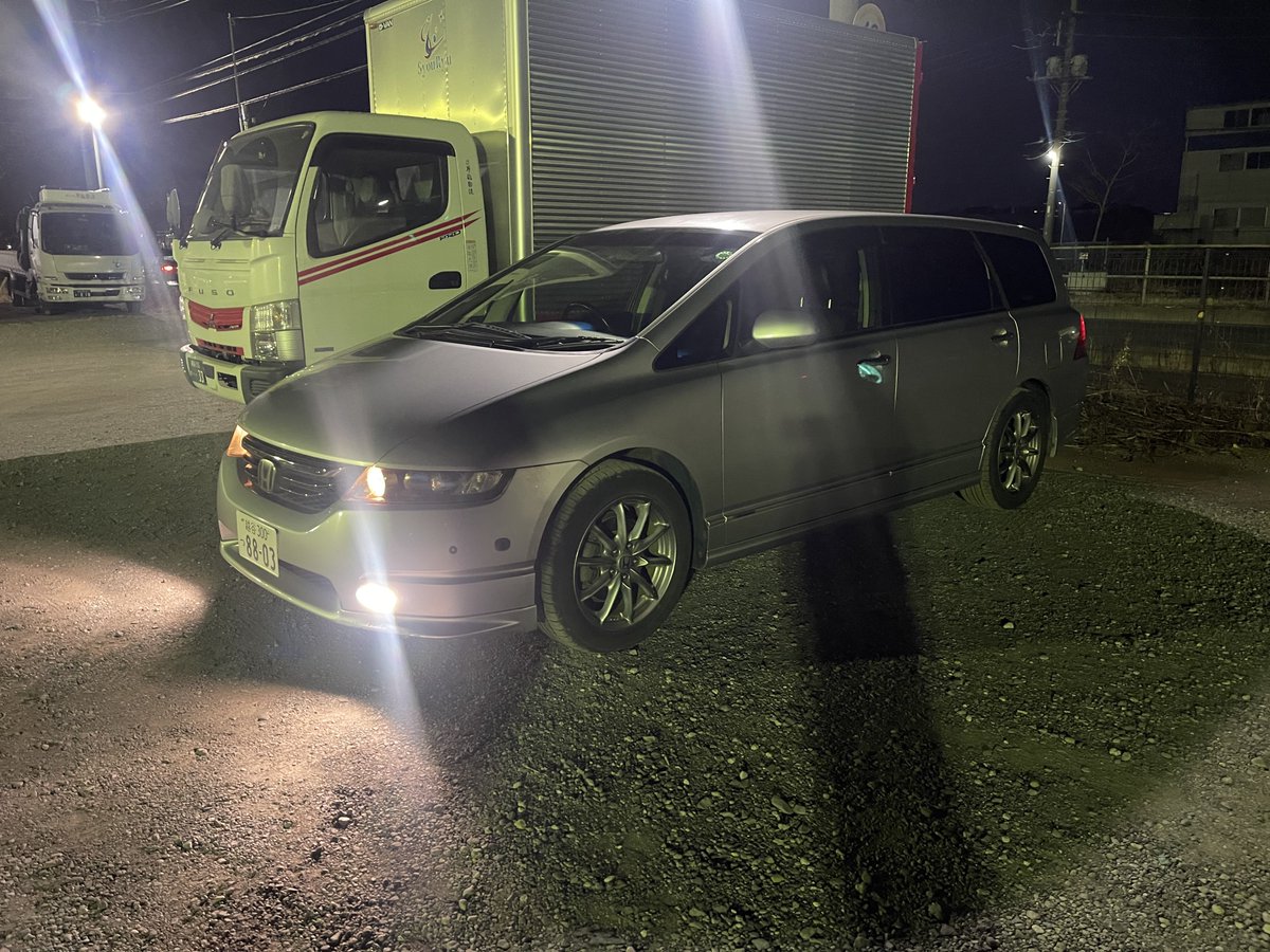 何とか年内間に合った
てことで半年車から離れ久々に手に入れた車はオデッセイ RB1 アブソルート 前期

とりあえずナックル無しでキャンバー10°〜13°くらい寝るアッパーアーム探してますので売り案件ありましたらよろしくお願いします🙇‍♂️