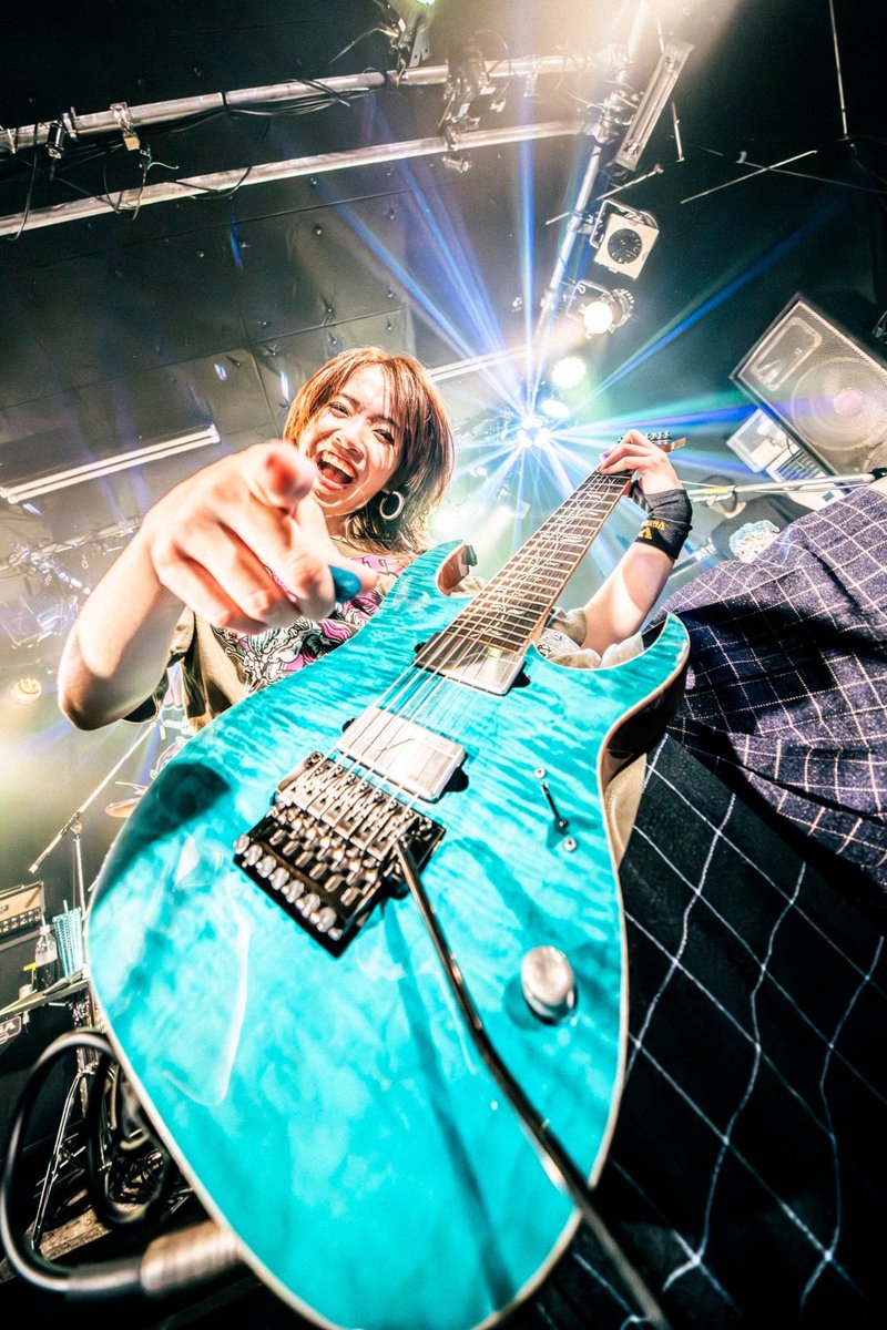 NEMOPHILA_band's tweet photo. 本日は、、、
NEMOPHILA ワンマンTOUR 2024
『全力前進～開花したけりゃこの指とまれ～』
ツアーファイナル盛岡公演‼︎

みちのくのめっちゃあついライブでしたね！
会場はファイナルに相応しく熱気にあふれていました‼︎

参戦して下さった皆さま！
本当にありがとうございました！！

紆余曲折あったツアーでしたが、無事に完遂することができました！ひとえに皆さまのサポート、応援のおかげだと思います。NEMOPHILAのメンバーも成長できました！
また近いうちにライブハウスでお会いしましょう！

📷 @yusuke_mphoto

#NEMOPHILA
#もっともっと全力前進
#盛岡clubchangewave
#みちのく
#ファイナル